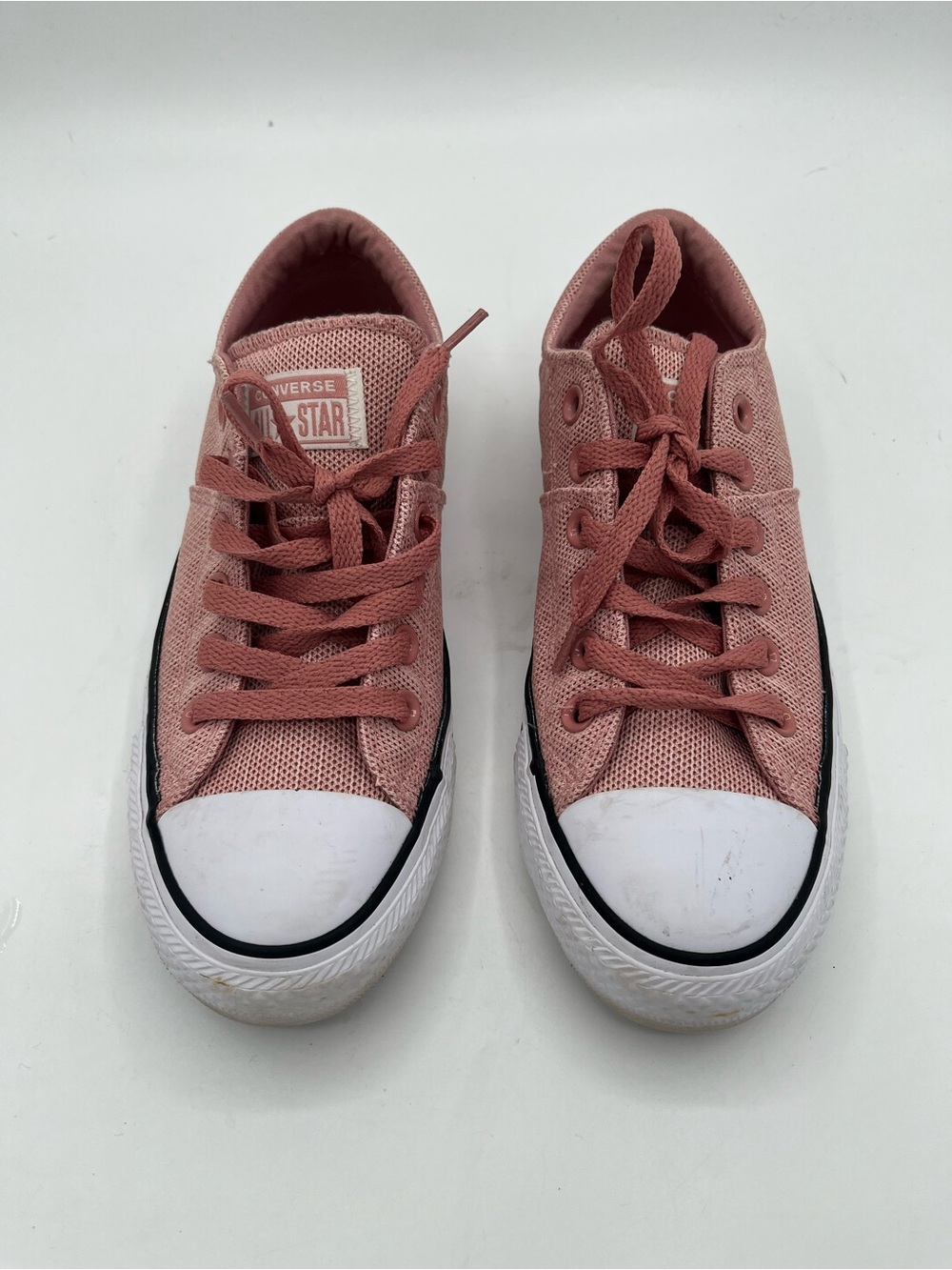 Converse Low Women’s Top Sneakers in Dusty Rose